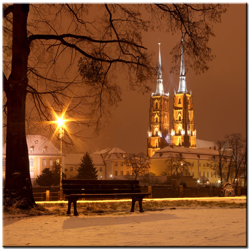 Obraz na płótnie noc we Wrocławiu zimą i widok na Katedrę
